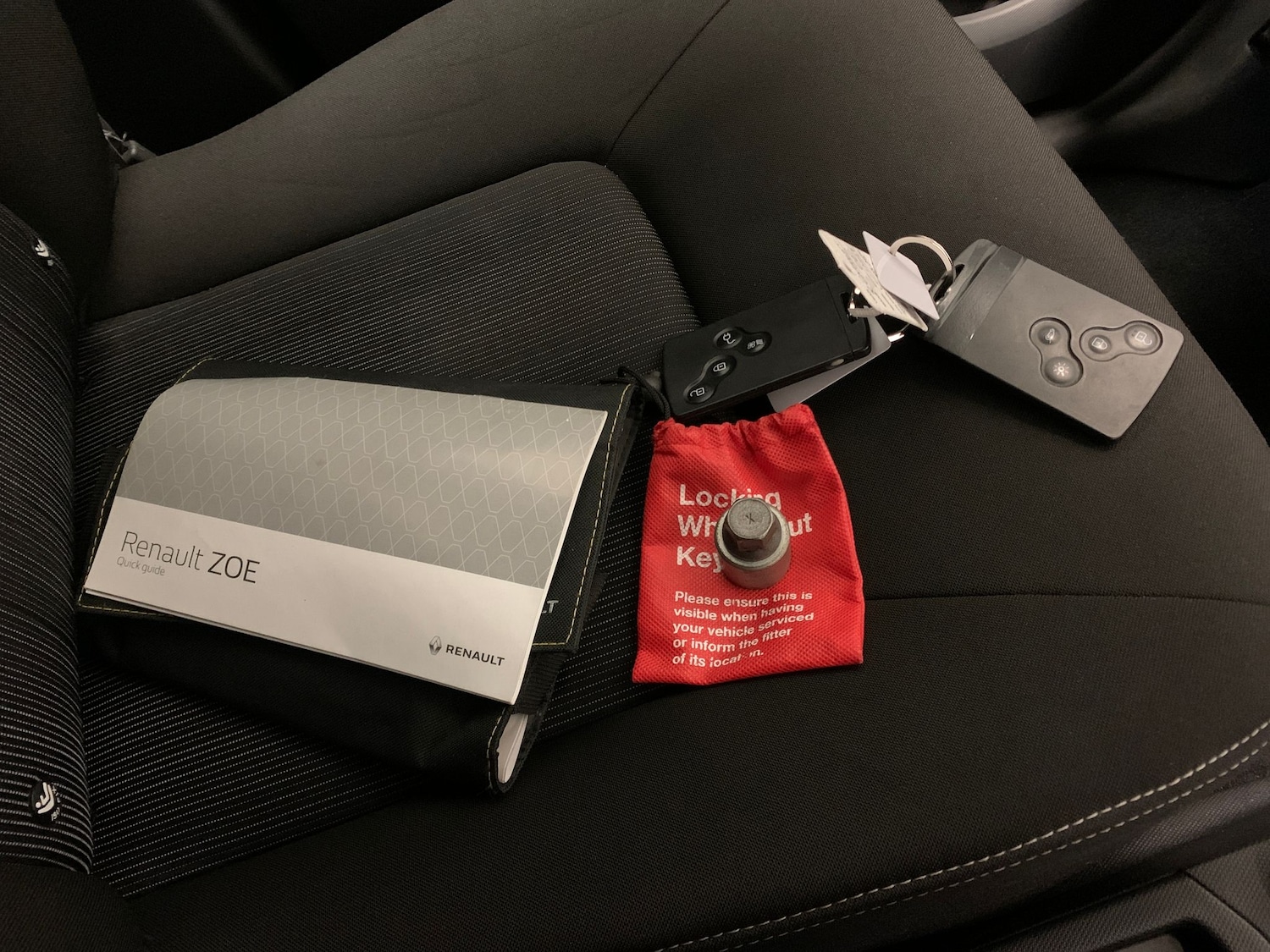 Used Renault Zoe 2019 for sale - 77086316: Photo 27