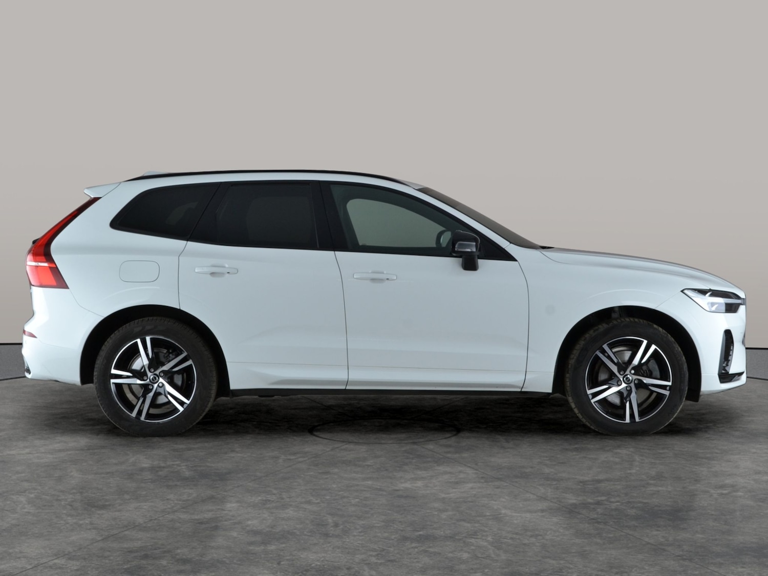 Used Volvo XC60 2021 for sale - 77316241: Photo 8