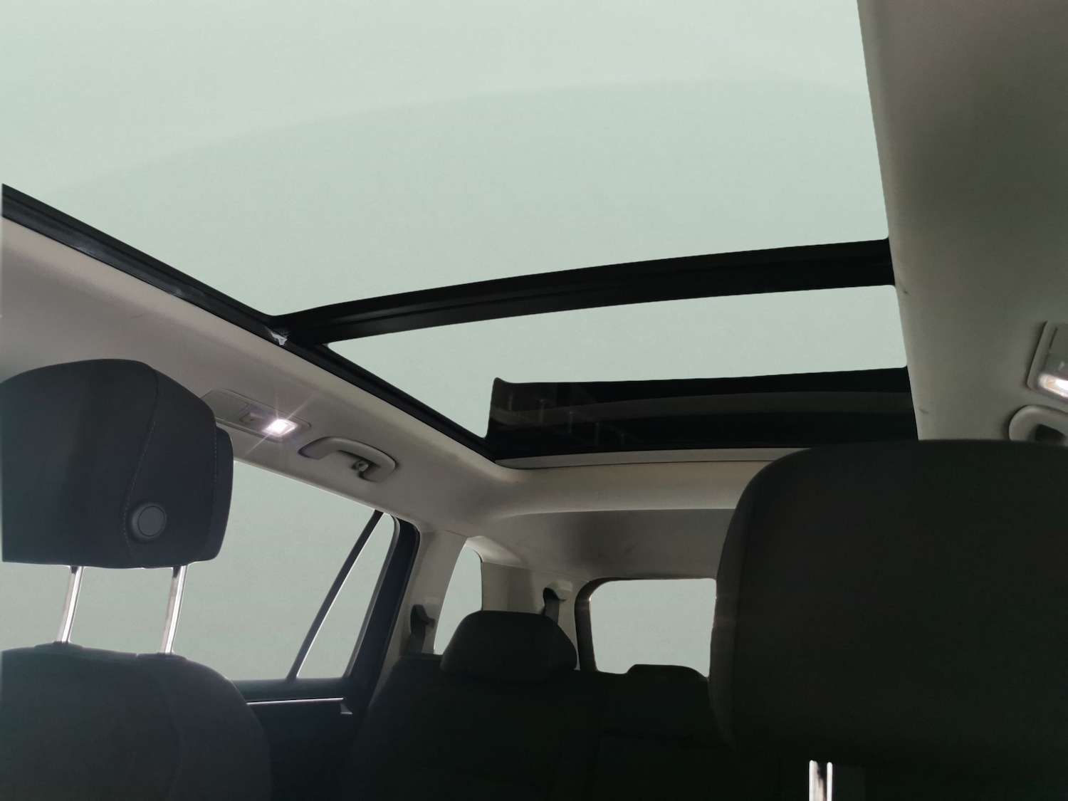 Used Volkswagen Tiguan Allspace 2020 for sale - 77974417: Photo 5