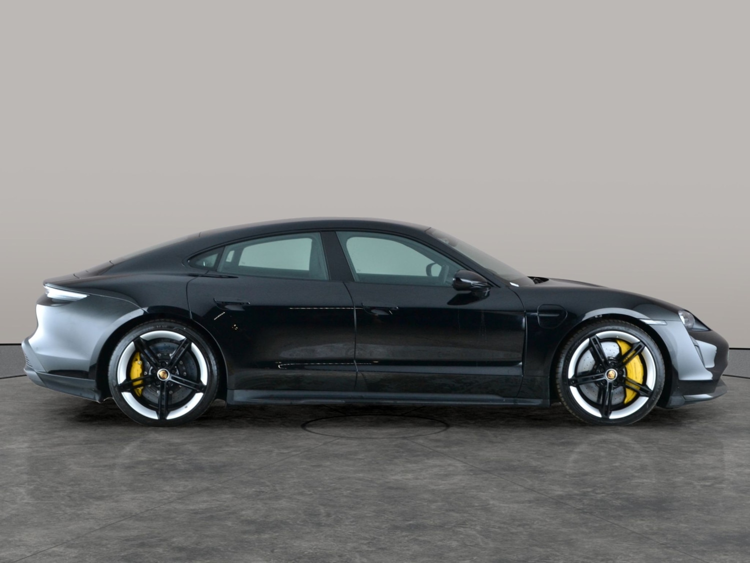 Used Porsche Taycan 2022 for sale - 78015052: Photo 11