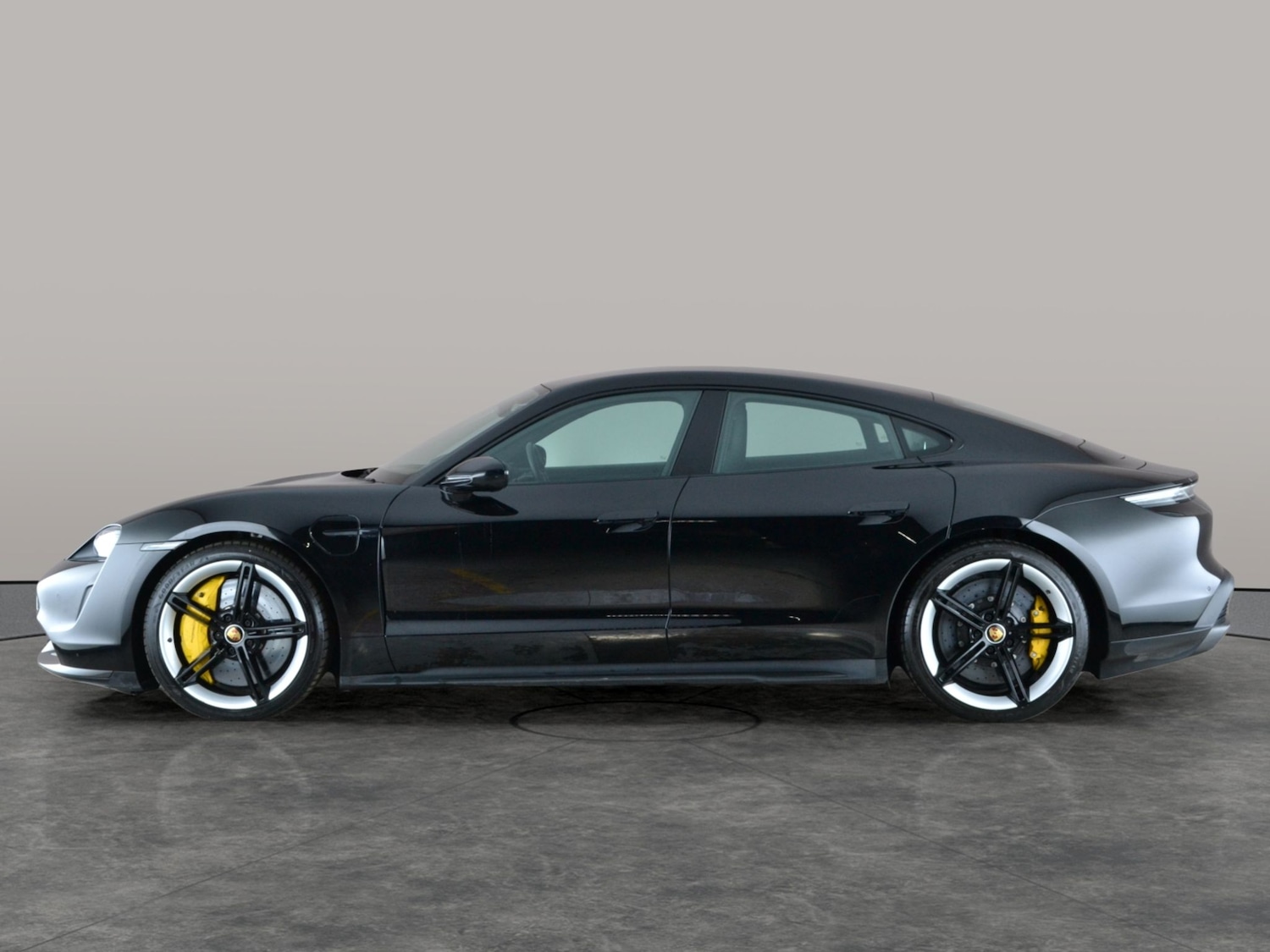 Used Porsche Taycan 2022 for sale - 78015052: Photo 15