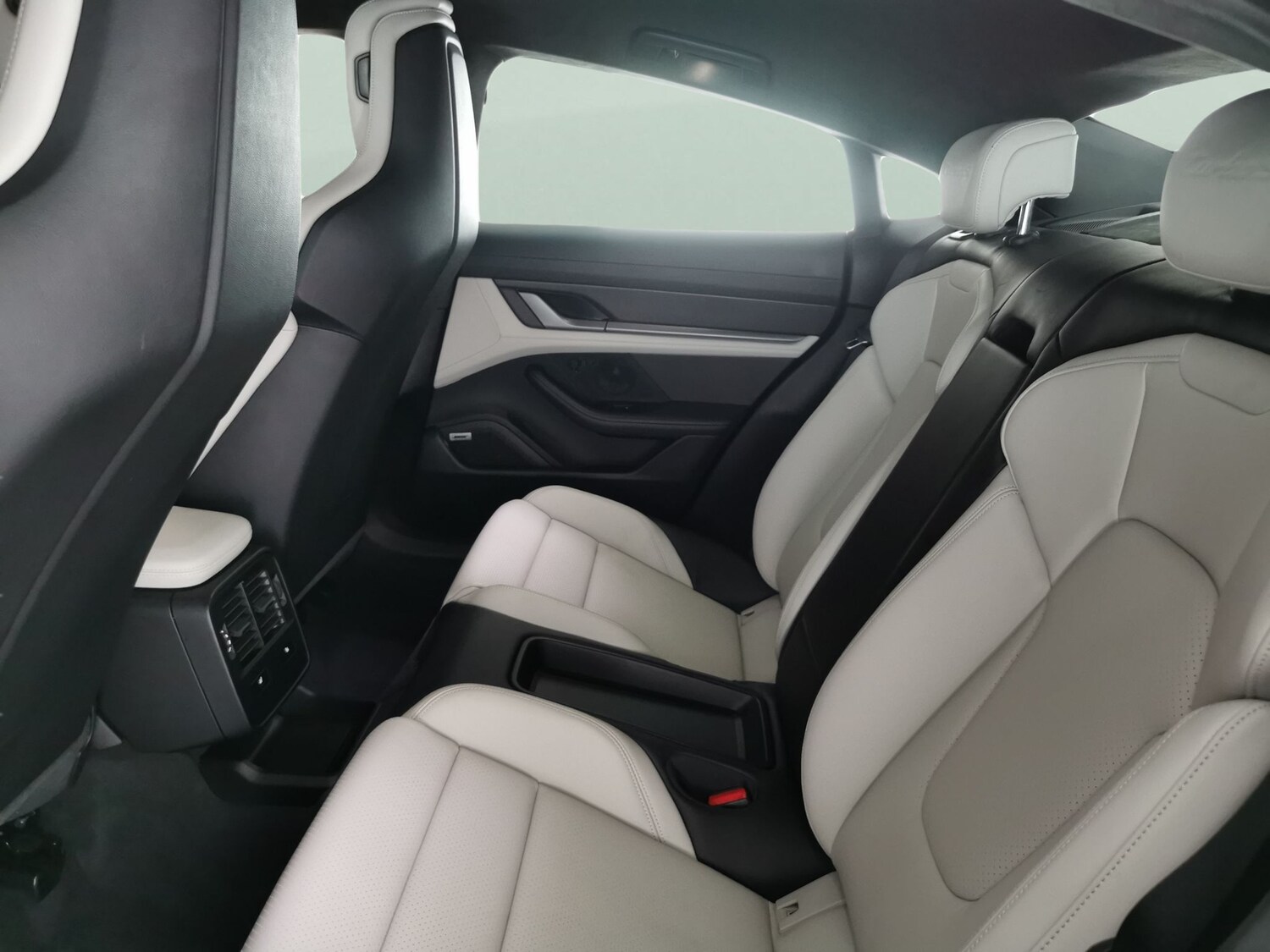 Used Porsche Taycan 2022 for sale - 78015052: Photo 35