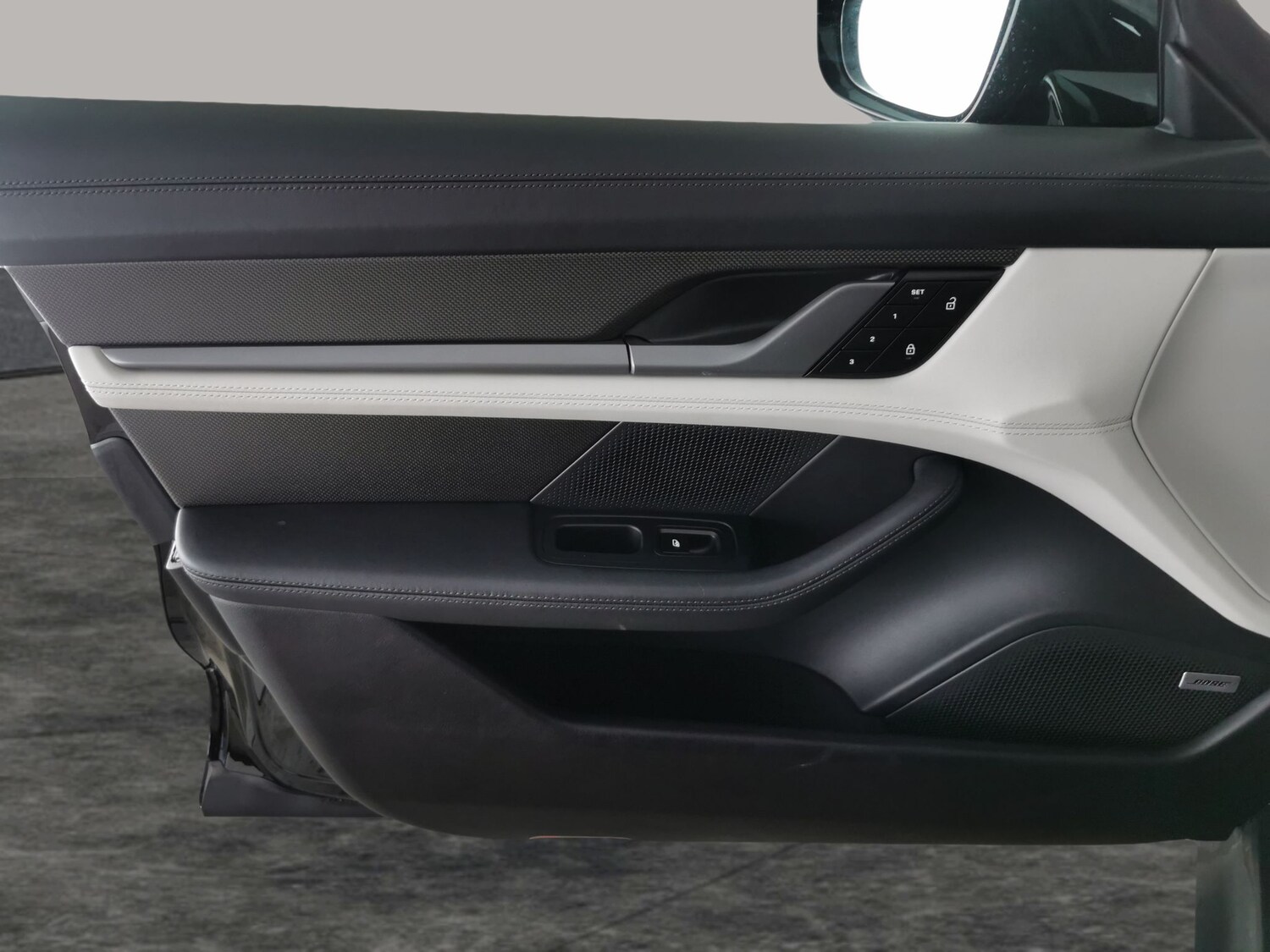 Used Porsche Taycan 2022 for sale - 78015052: Photo 36