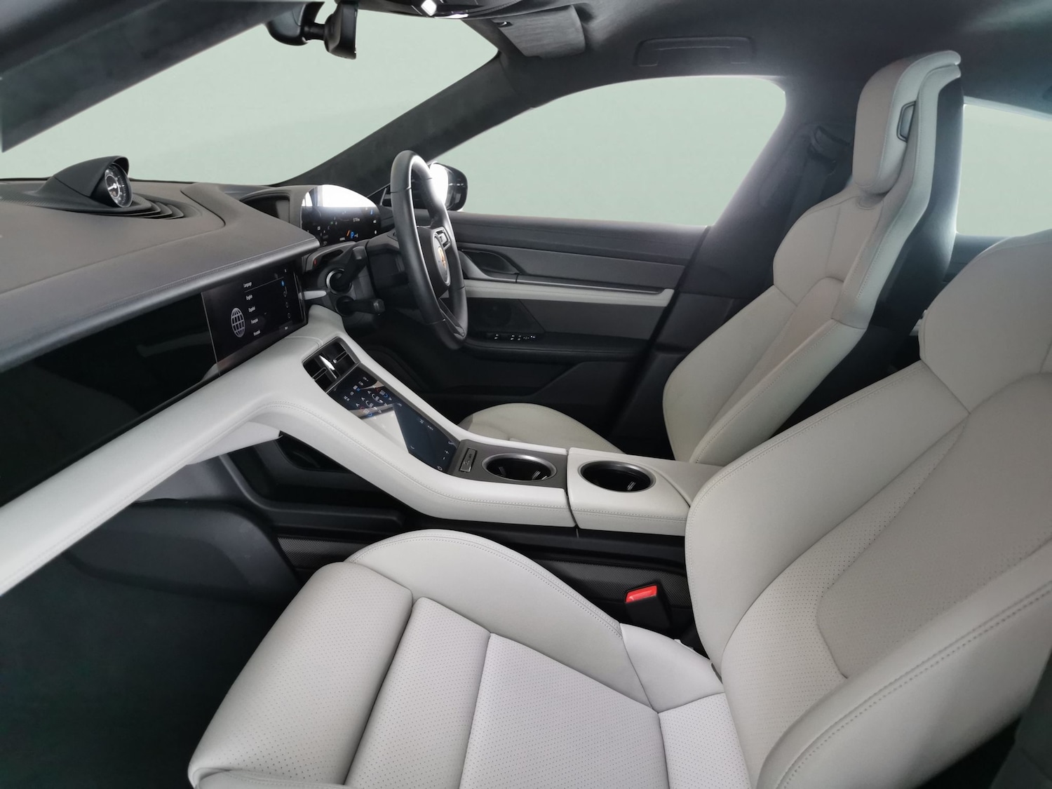 Used Porsche Taycan 2022 for sale - 78015052: Photo 4