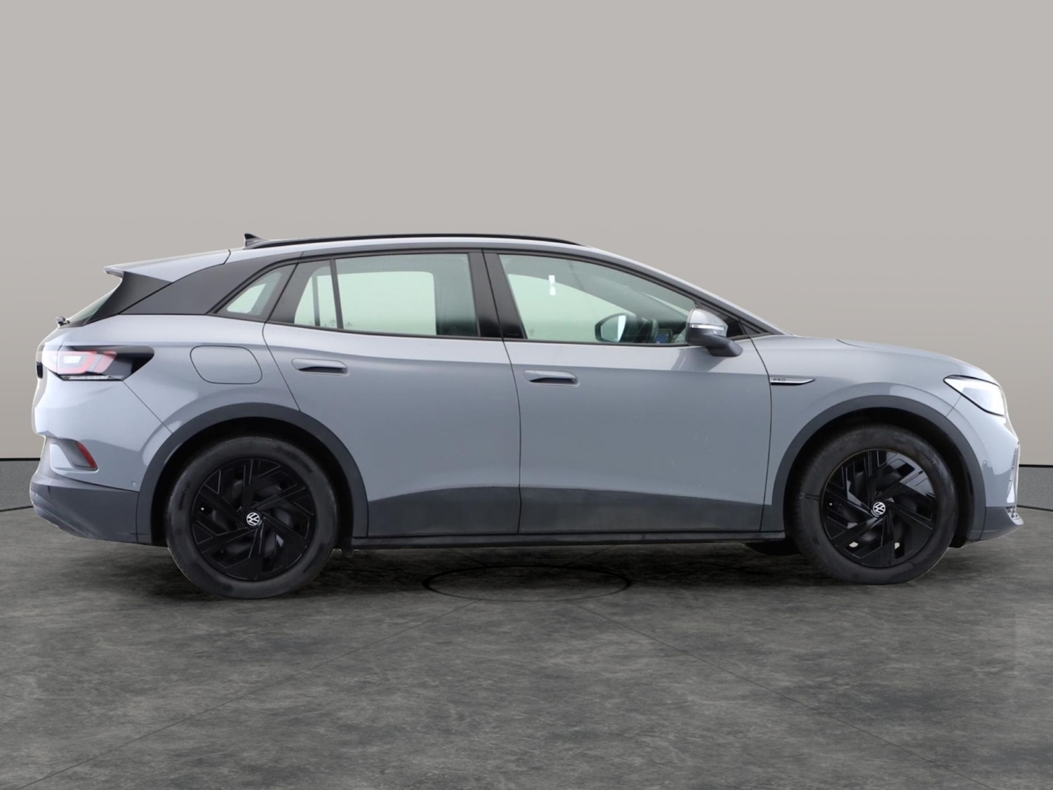 Used Volkswagen ID.4 2023 for sale - 76978189: Photo 5