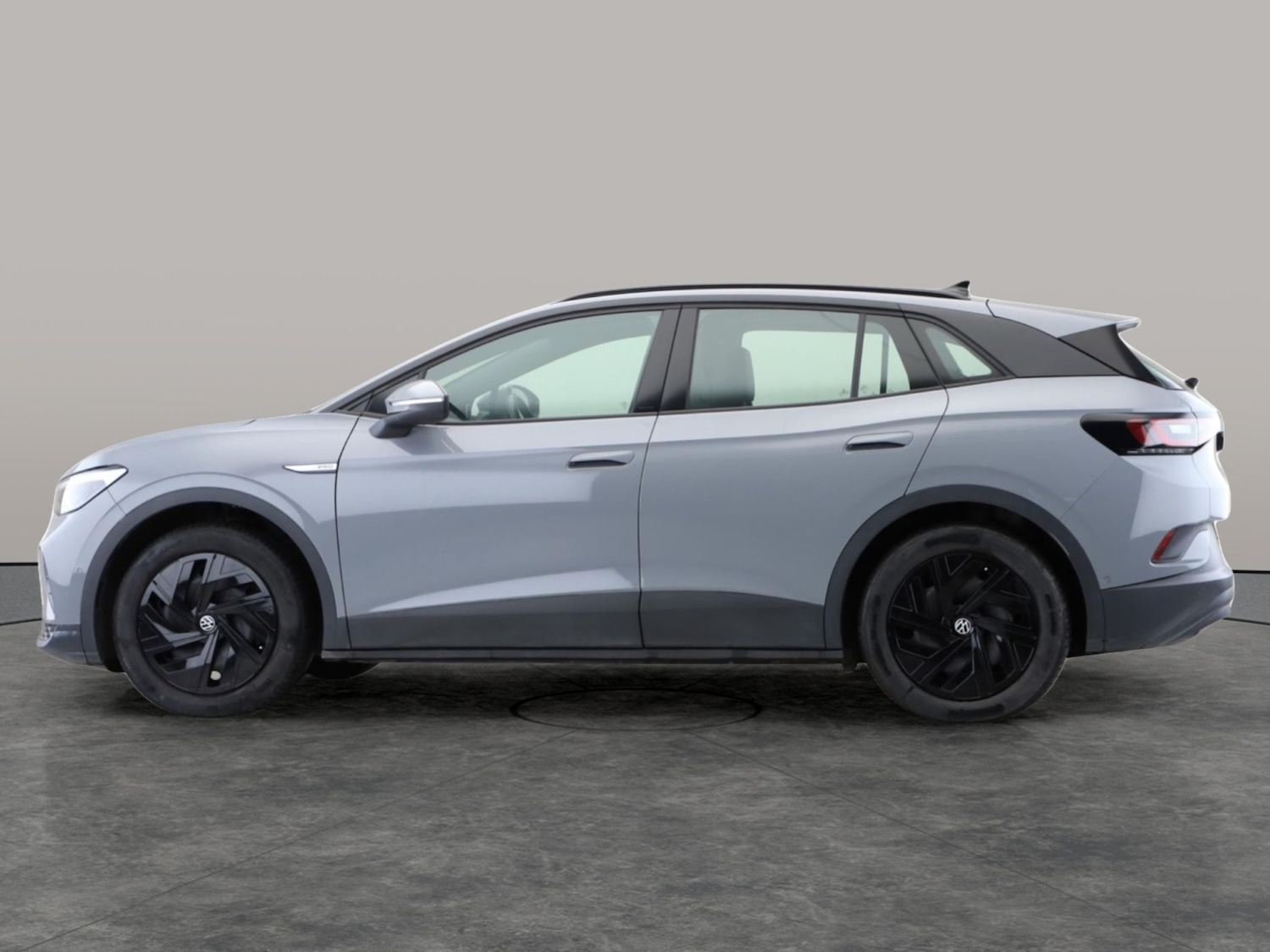 Used Volkswagen ID.4 2023 for sale - 76978189: Photo 9