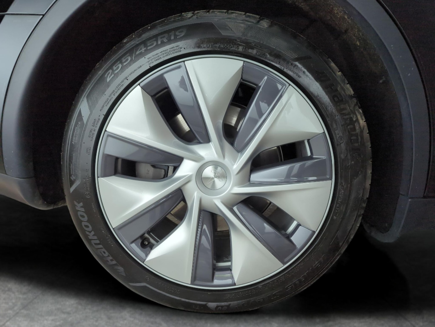 Used Tesla Model Y 2022 for sale - 77942609: Photo 32