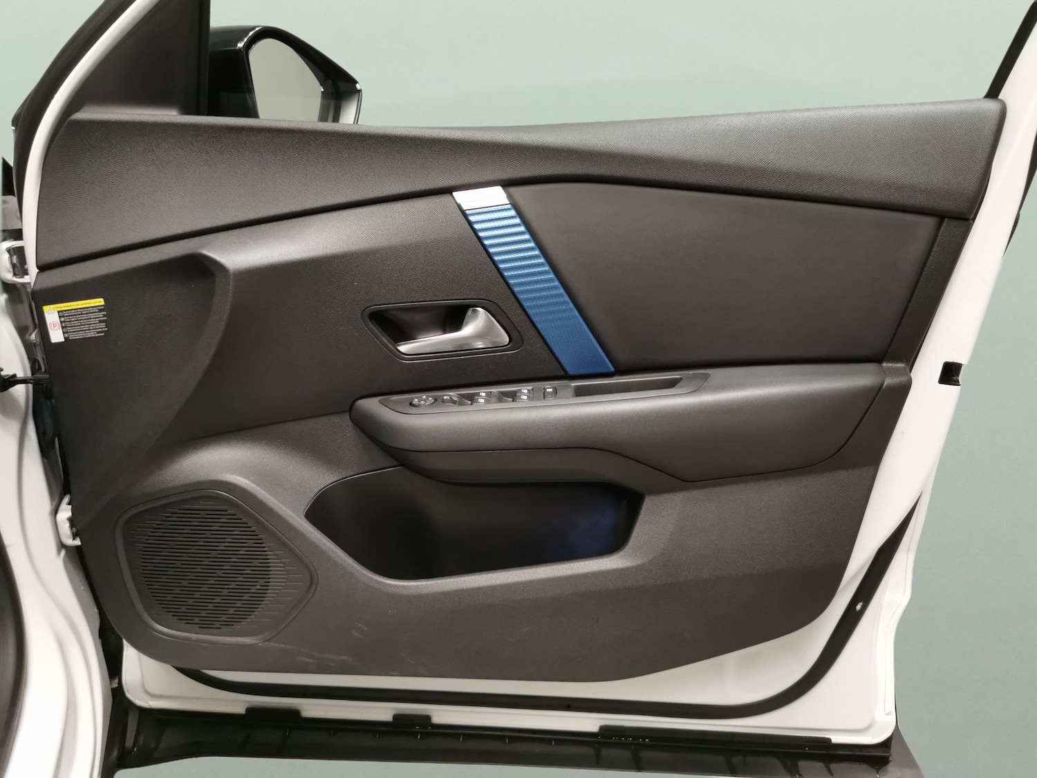 Used Citroen e-C4 2021 for sale - 76668527: Photo 29