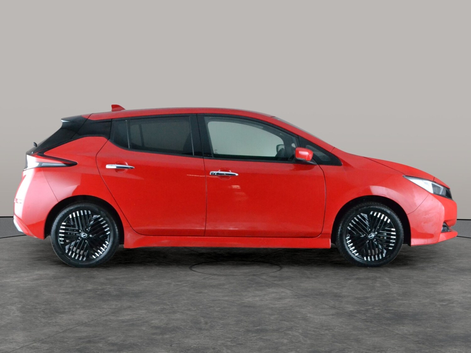 Used Nissan Leaf 2022 for sale - 77711066: Photo 10