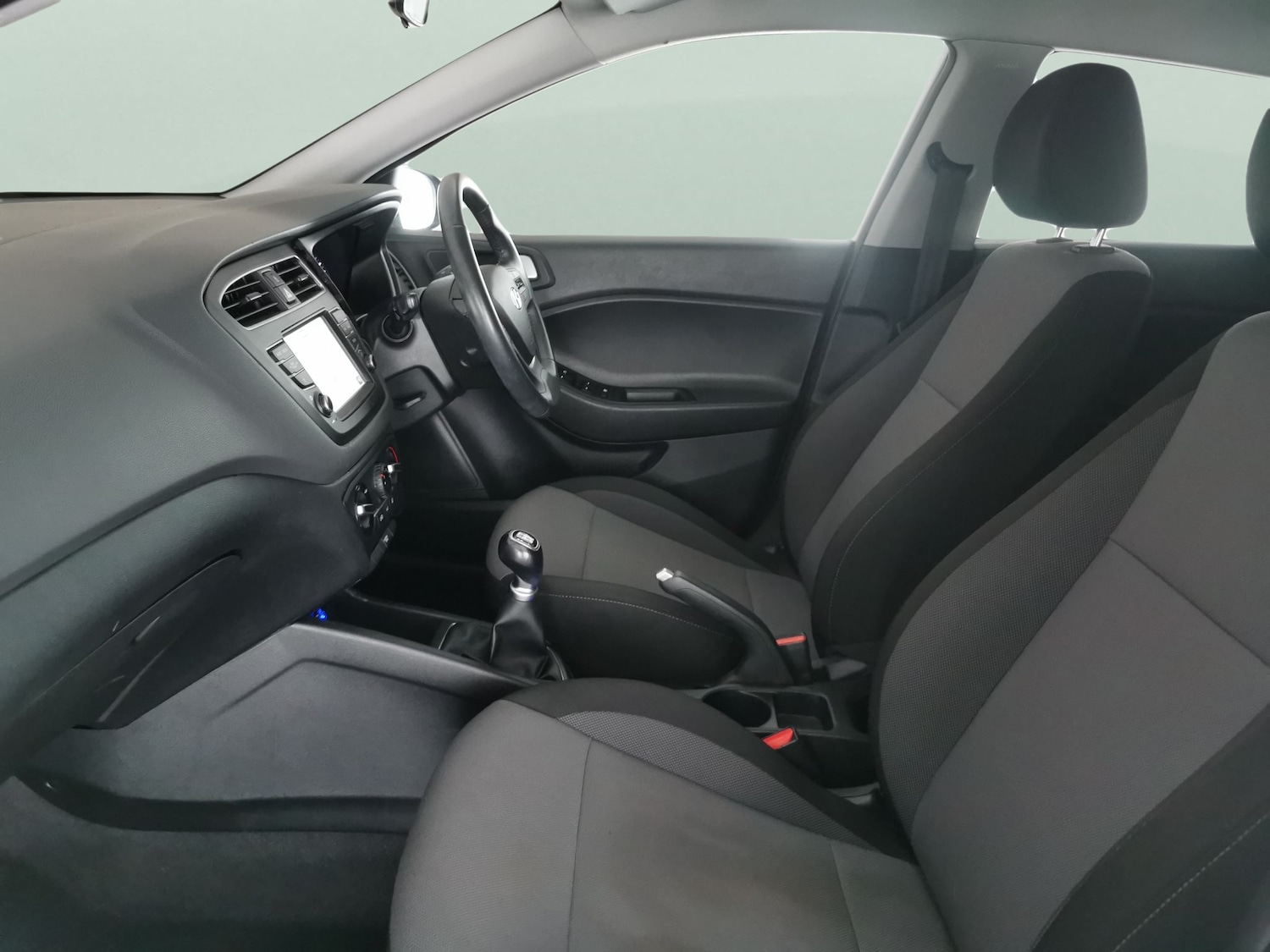 Used Hyundai i20 2020 for sale - 76879192: Photo 4