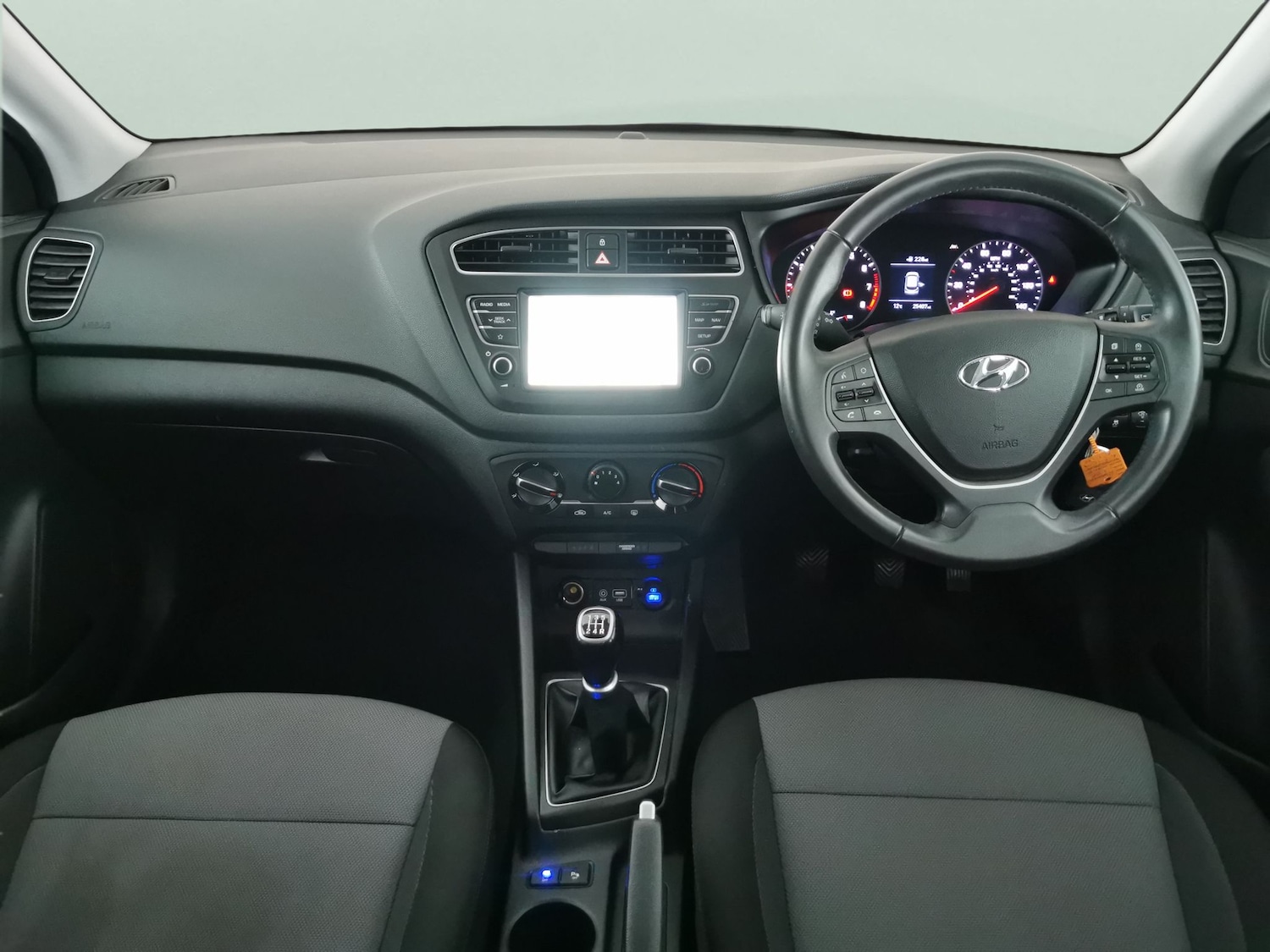 Used Hyundai i20 2020 for sale - 76879192: Photo 8