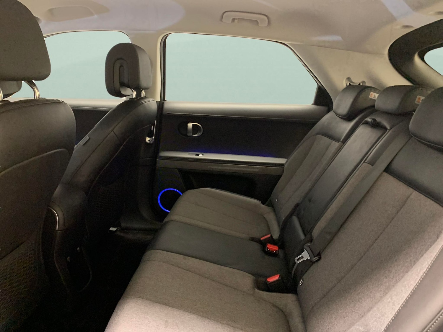 Used Hyundai IONIQ 5 2023 for sale - 76118129: Photo 39