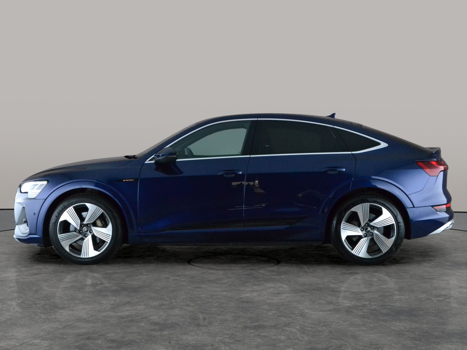 Used Audi e-tron 2022 for sale - 77791412: Photo 12