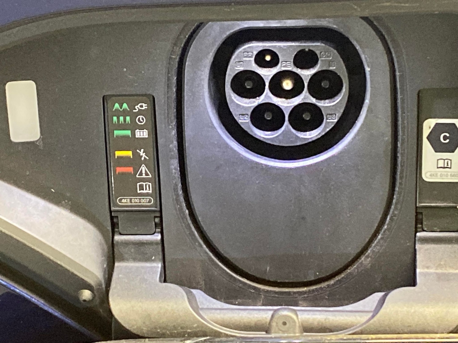 Used Audi e-tron 2022 for sale - 77791412: Photo 28