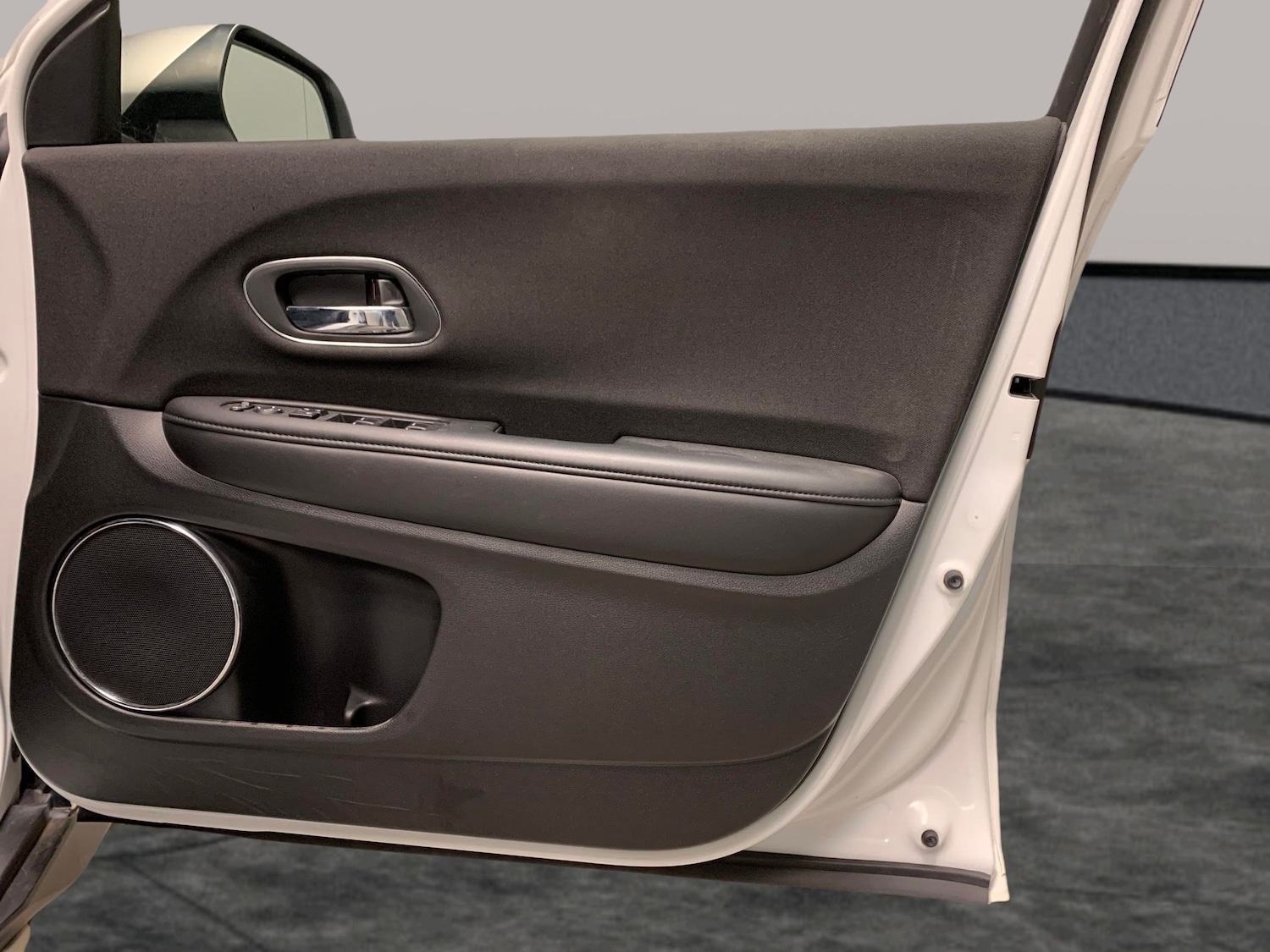 Used Honda HR-V 2020 for sale - 76426131: Photo 38