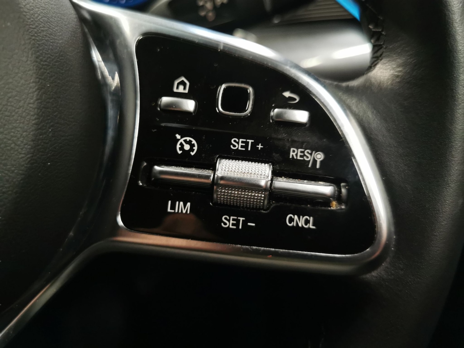 Used Mercedes-Benz EQC 2023 for sale - 77058071: Photo 21