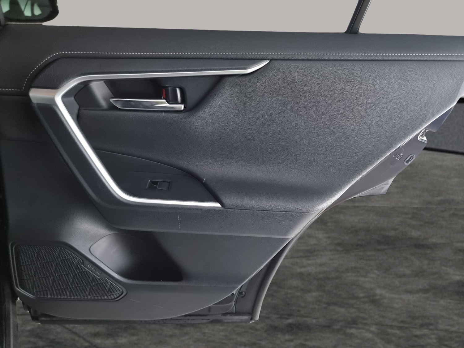 Used Toyota RAV4 2021 for sale - 76475371: Photo 33