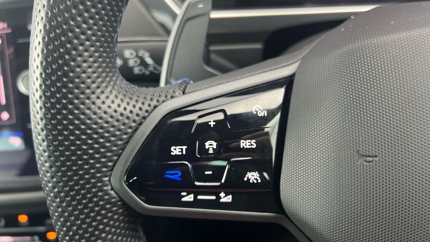 Used Volkswagen Tiguan 2021 for sale - 76908391: Photo 30