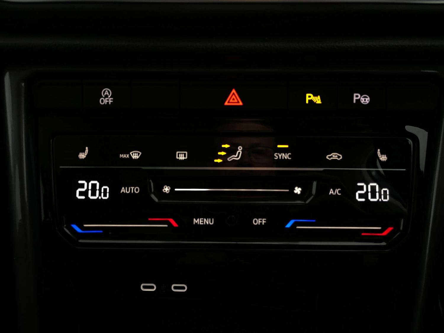 Used Volkswagen T-Roc 2023 for sale - 76525996: Photo 19