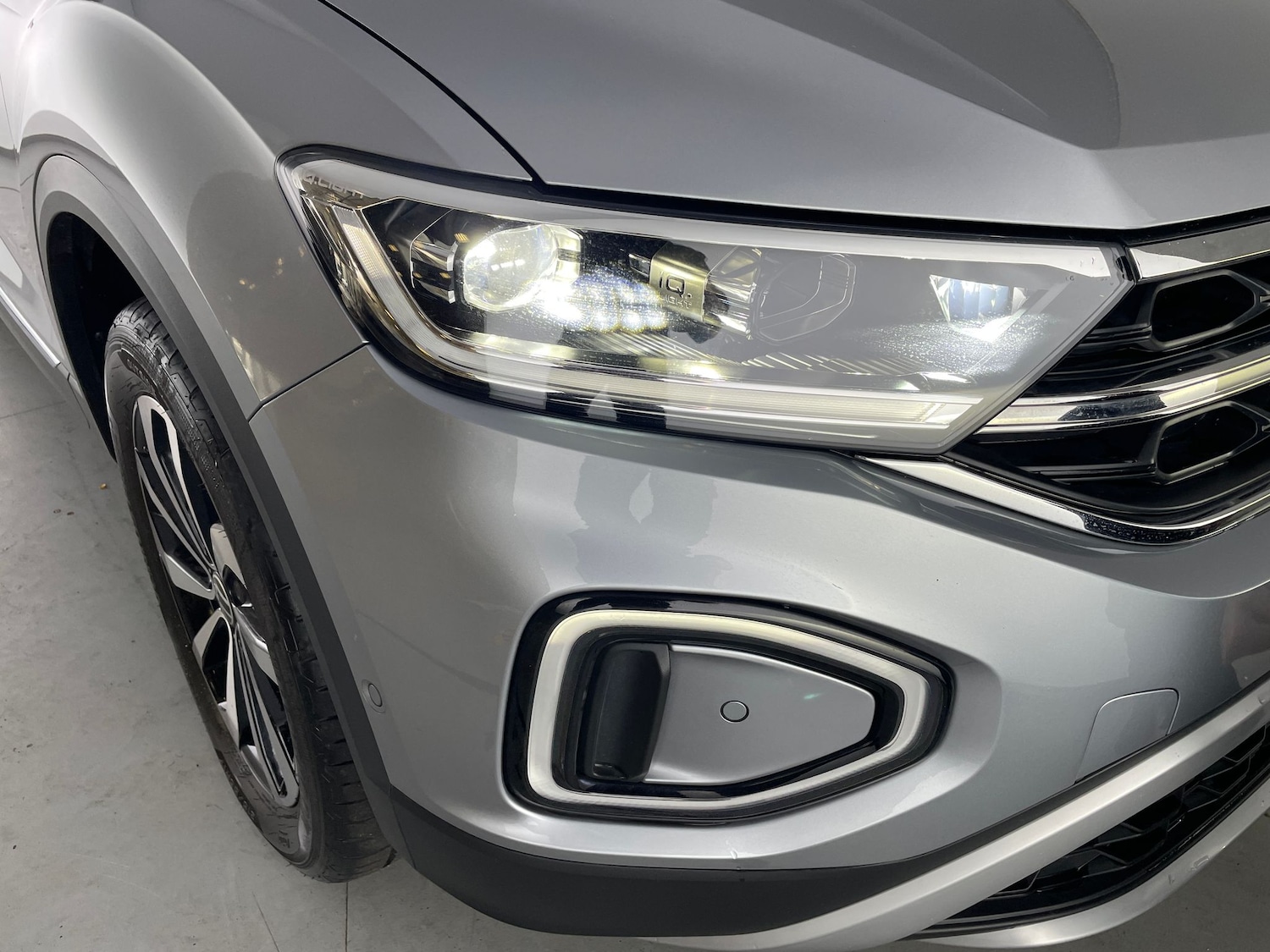 Used Volkswagen T-Roc 2023 for sale - 76525996: Photo 26