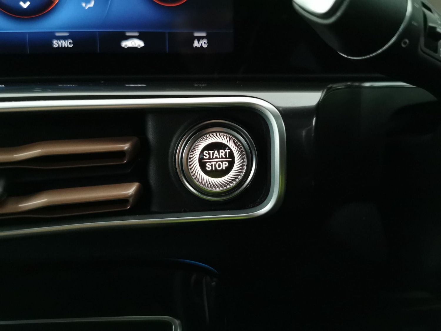 Used Mercedes-Benz EQC 2022 for sale - 76405055: Photo 27