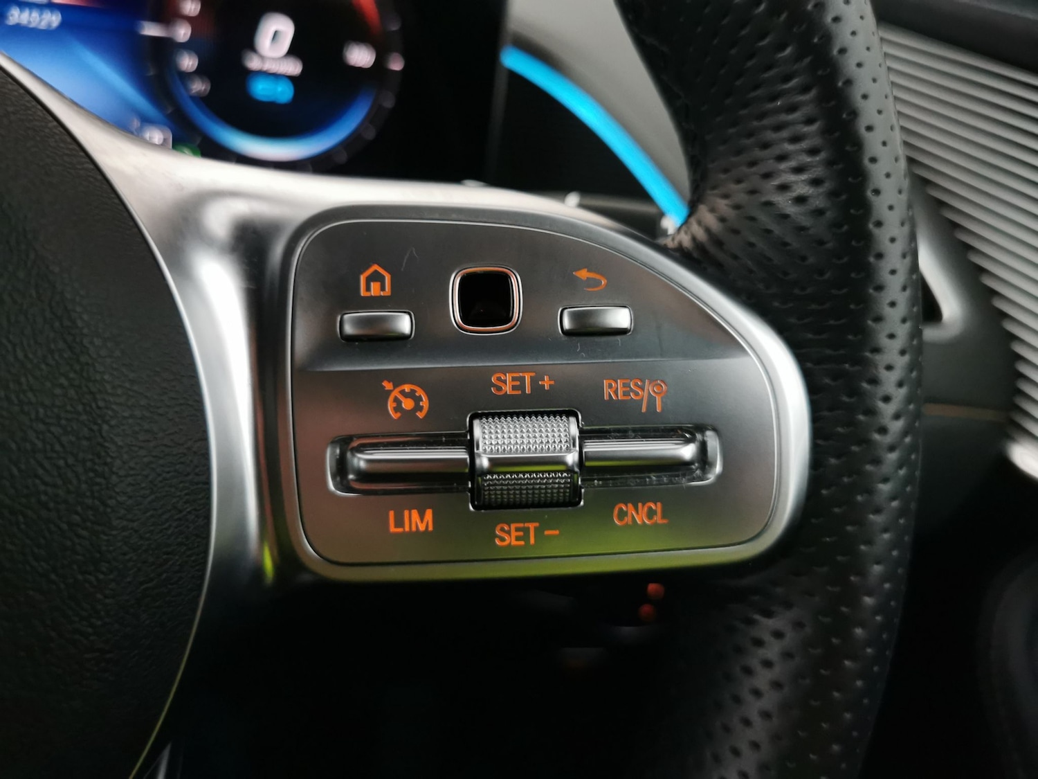 Used Mercedes-Benz EQC 2022 for sale - 76405055: Photo 29