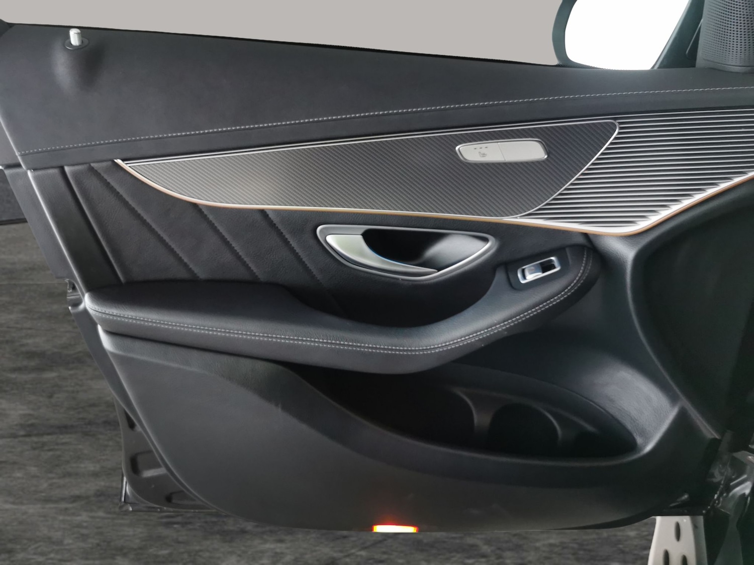 Used Mercedes-Benz EQC 2022 for sale - 76405055: Photo 38