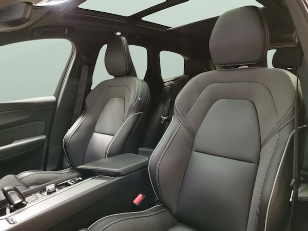 Used Volvo XC60 2022 for sale - 76279230: Photo 19
