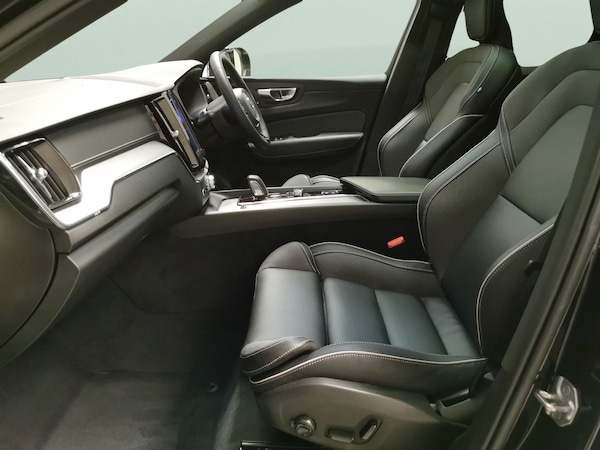 Used Volvo XC60 2022 for sale - 76279230: Photo 4
