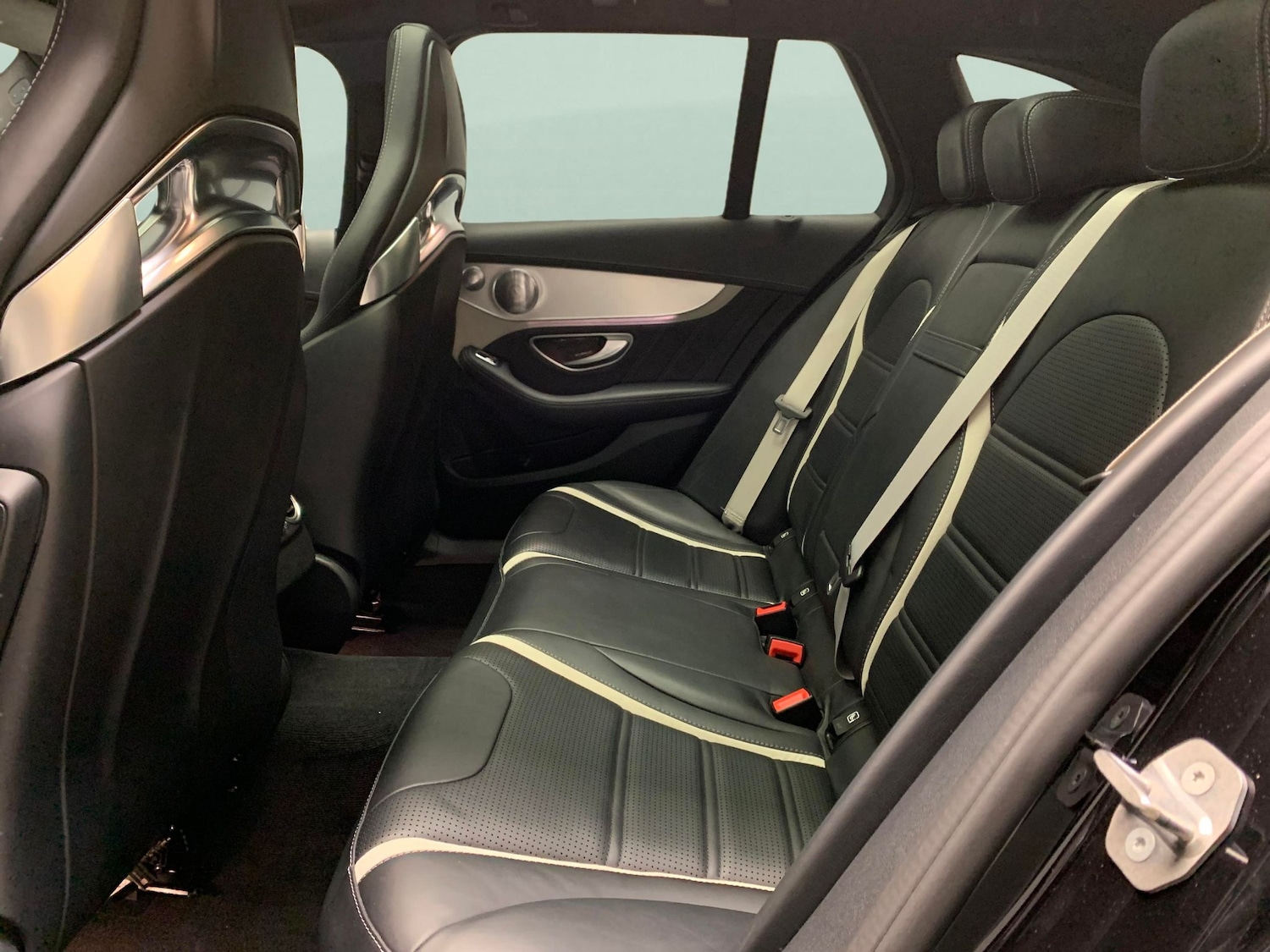 Used Mercedes-Benz C Class 2017 for sale - 77046096: Photo 36