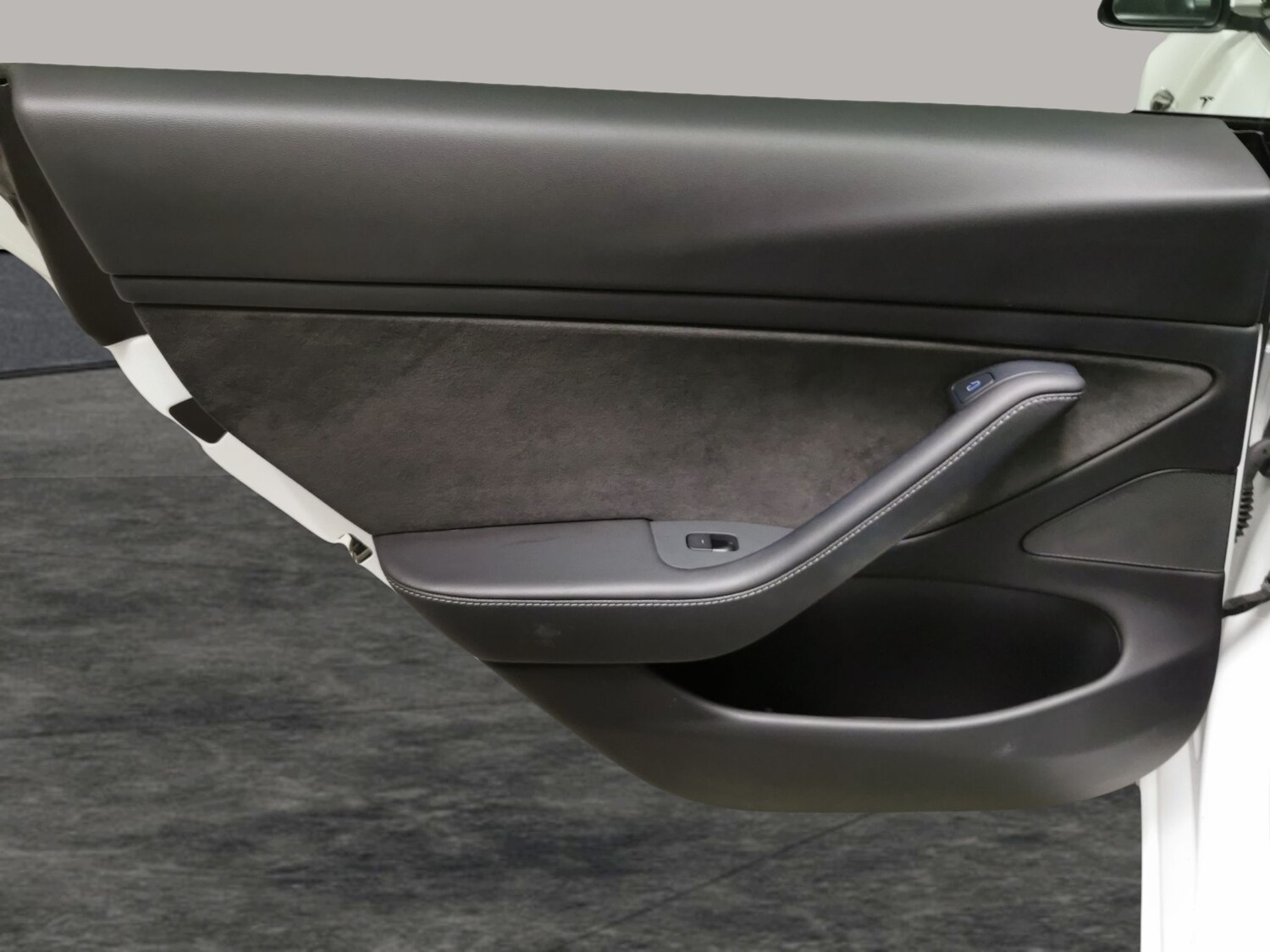 Used Tesla Model 3 2020 for sale - 78054039: Photo 32