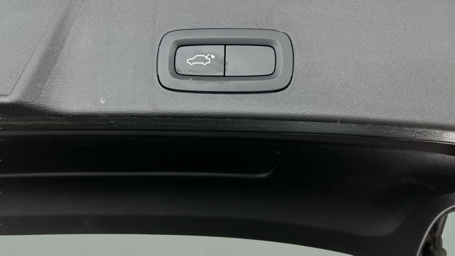 Used Volvo XC40 2022 for sale - 77581819: Photo 19