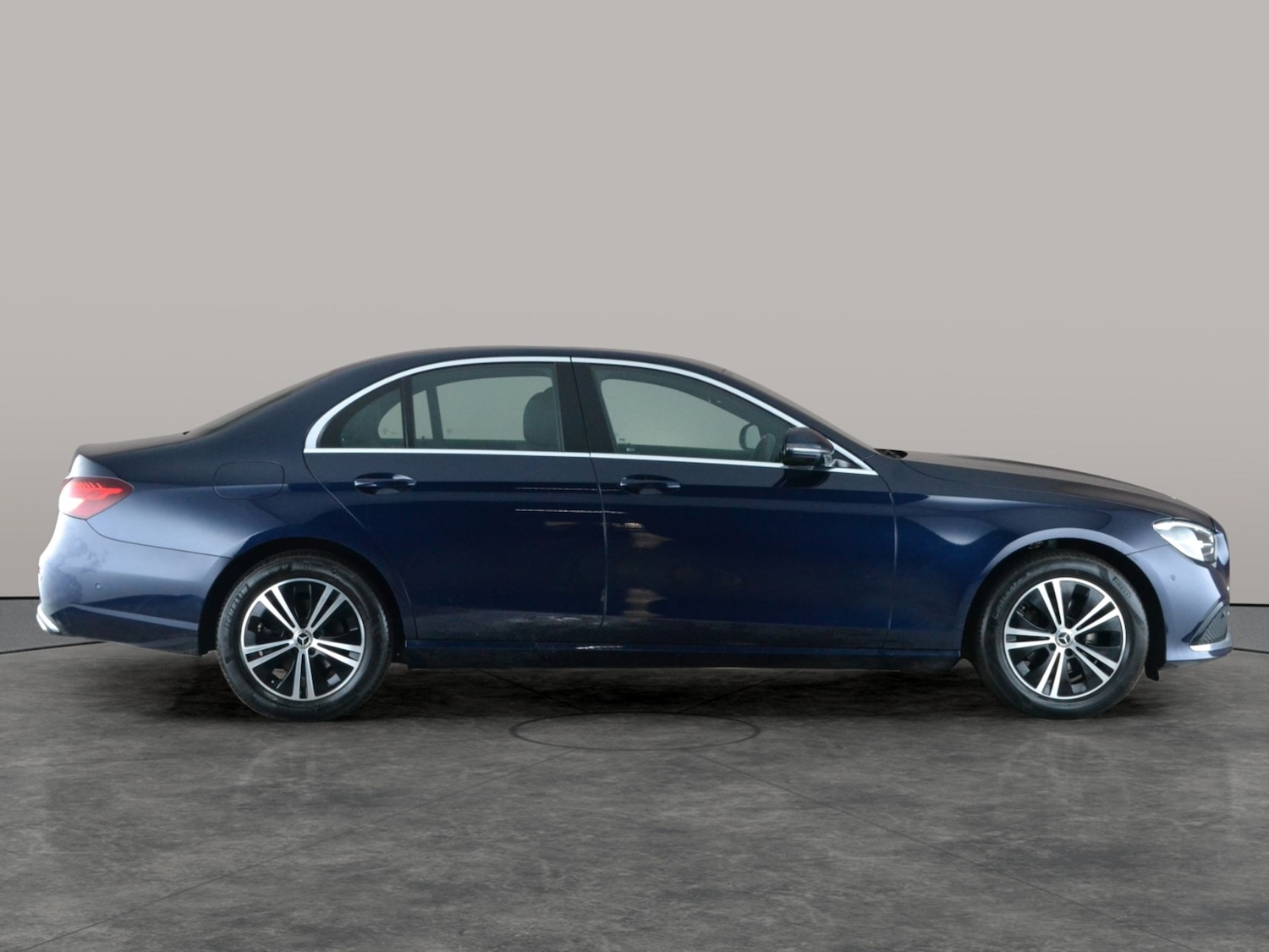 Used Mercedes-Benz E Class 2021 for sale - 77674248: Photo 10