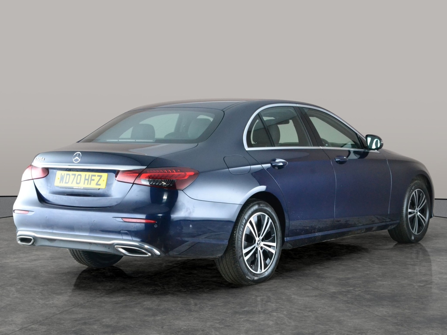 Used Mercedes-Benz E Class 2021 for sale - 77674248: Photo 11