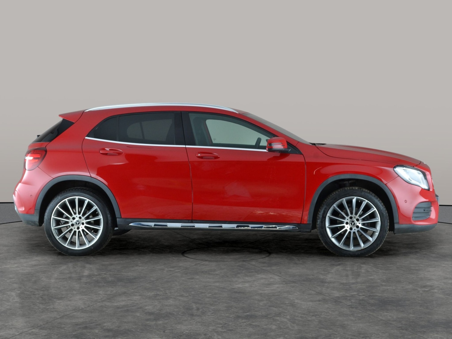 Used Mercedes-Benz GLA 2019 for sale - 77378937: Photo 10