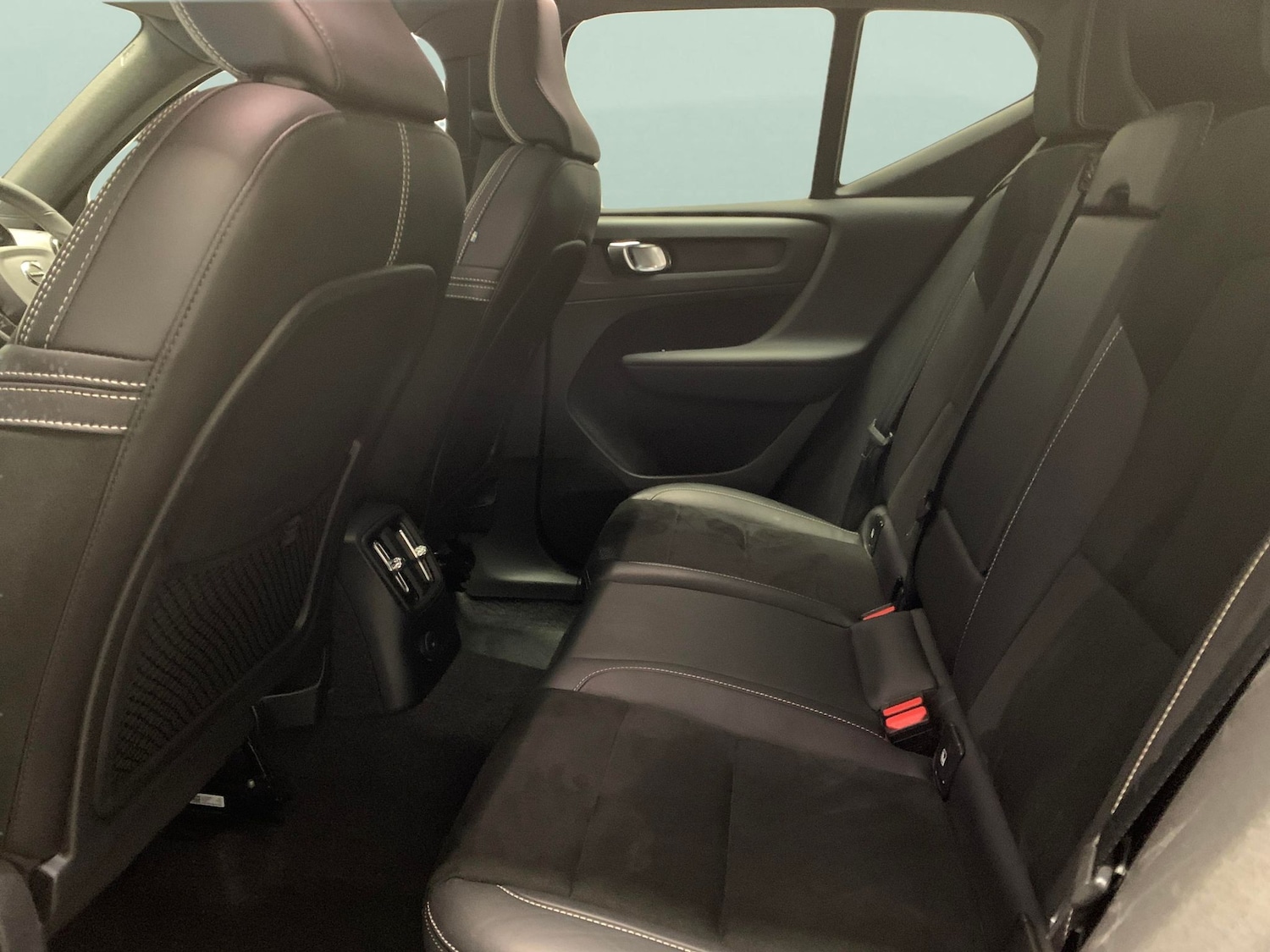 Used Volvo XC40 2021 for sale - 77180425: Photo 23