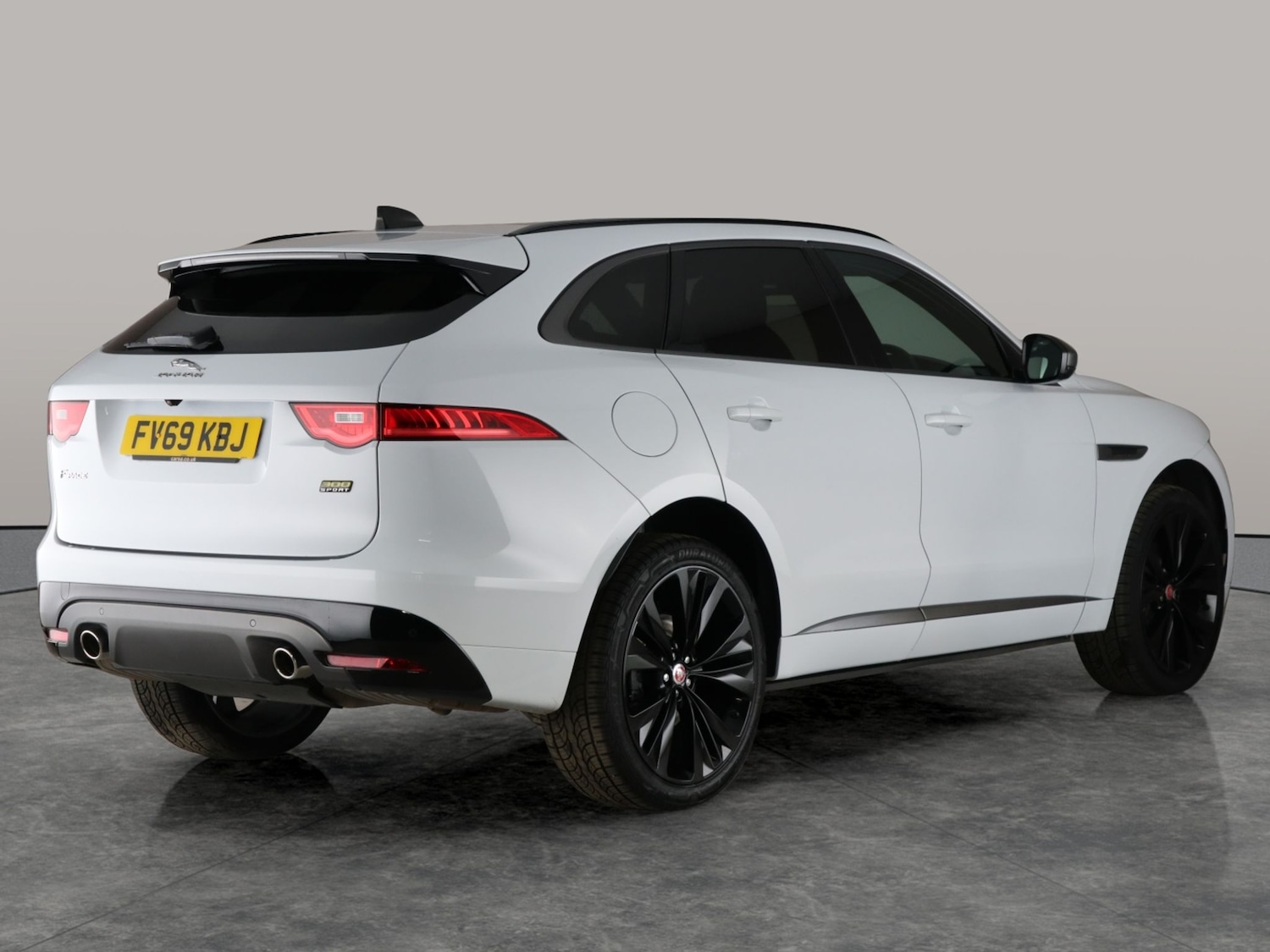Used Jaguar F-Pace 2019 for sale - 76194361: Photo 15