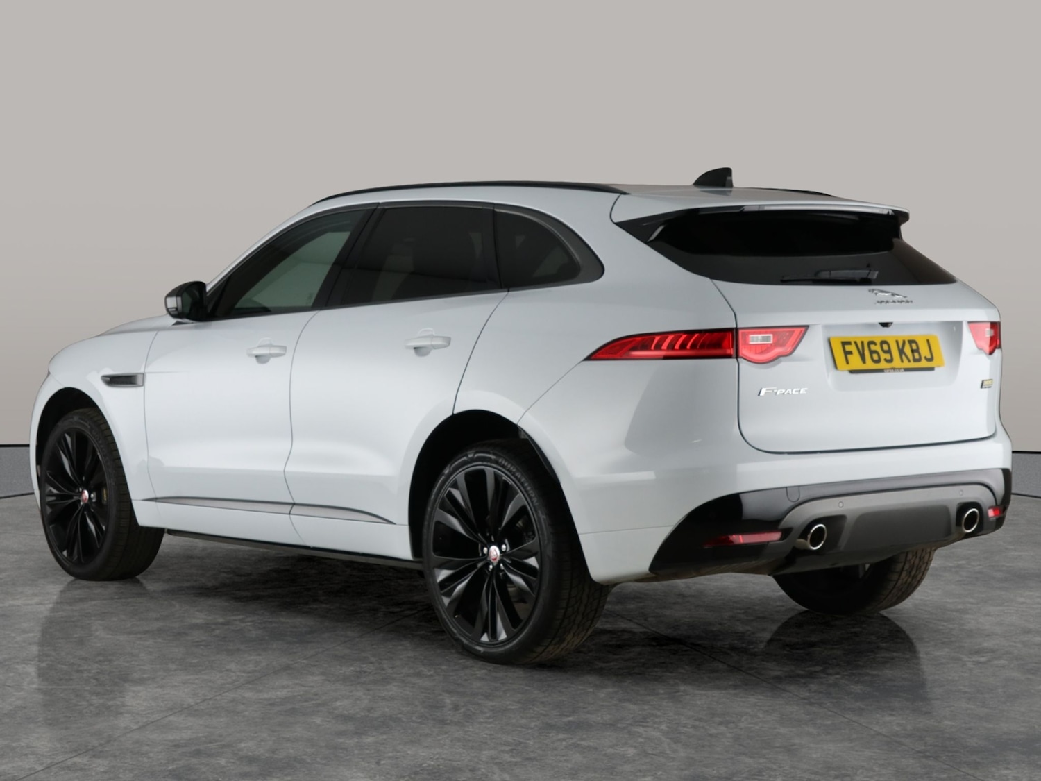 Used Jaguar F-Pace 2019 for sale - 76194361: Photo 17