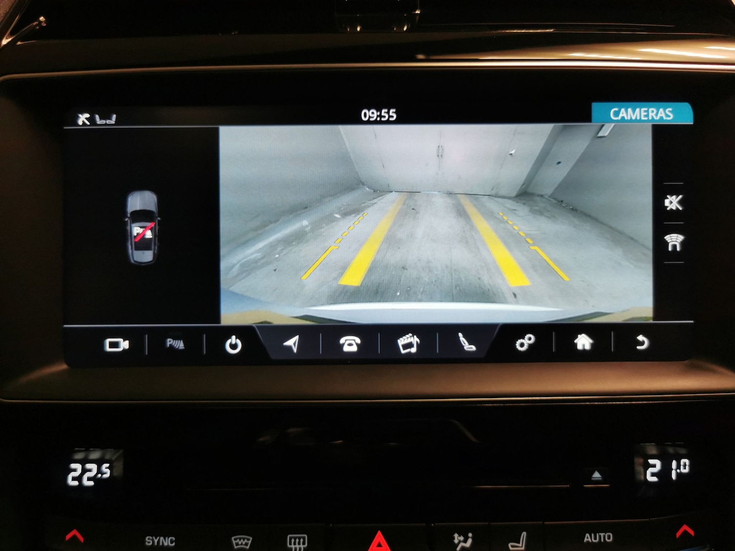 Used Jaguar F-Pace 2019 for sale - 76194361: Photo 7