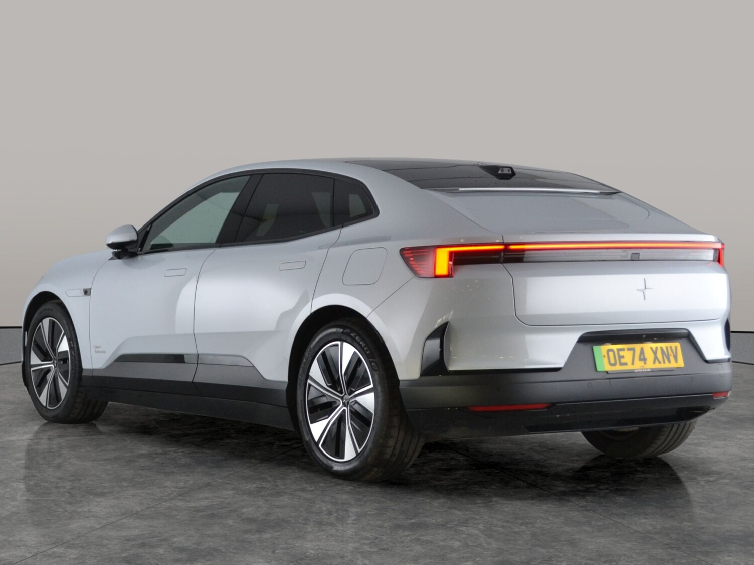 Used Polestar Polestar 4 2025 for sale - 77827100: Photo 9