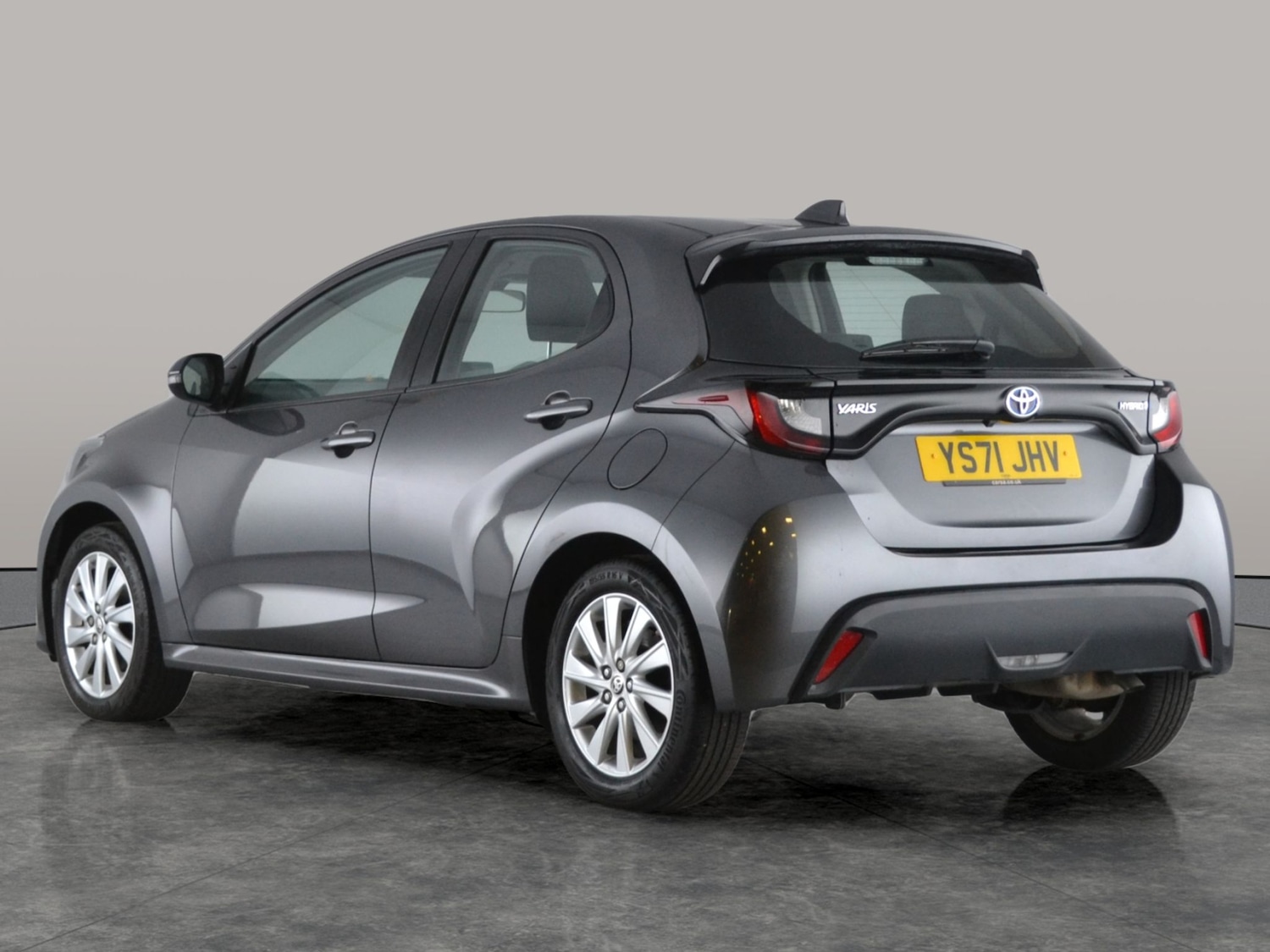 Used Toyota Yaris 2022 for sale - 77319235: Photo 8