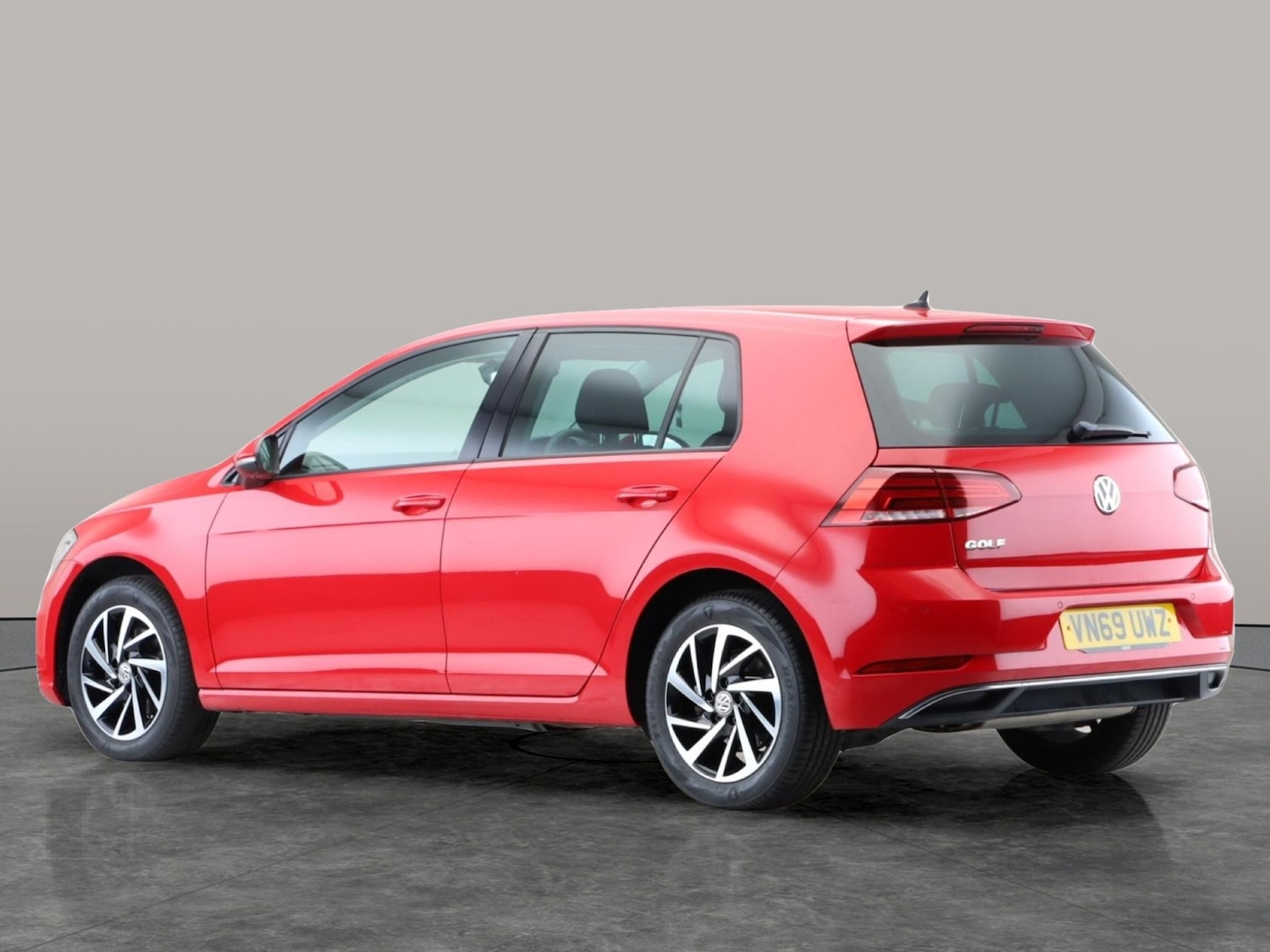 Used Volkswagen Golf 2020 for sale - 77638264: Photo 8