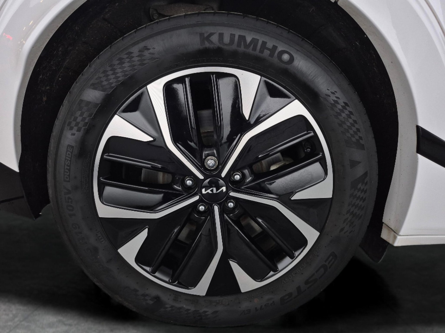 Used Kia EV6 2023 for sale - 78060913: Photo 30