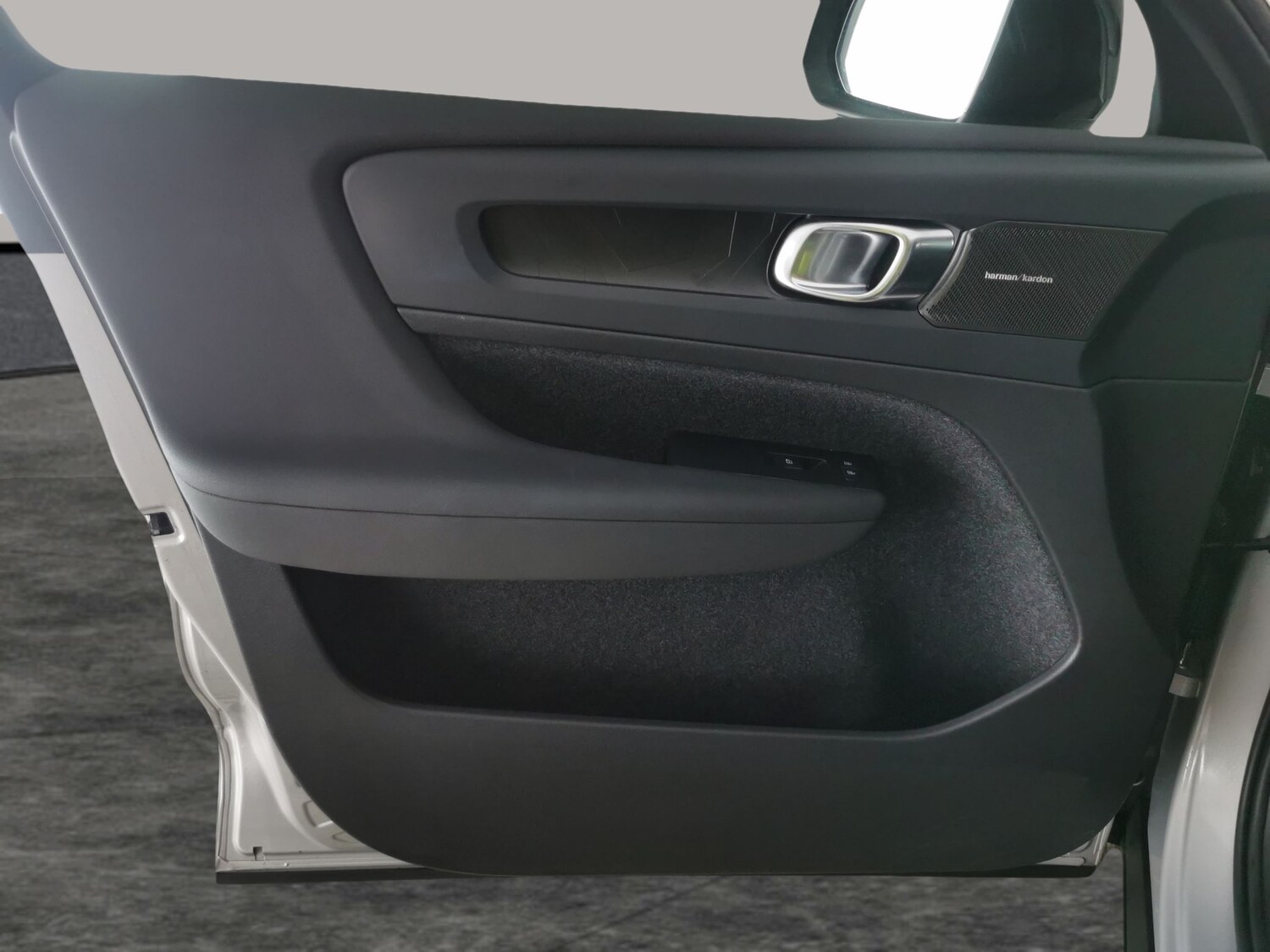 Used Volvo C40 for sale - 77827180: Photo 32