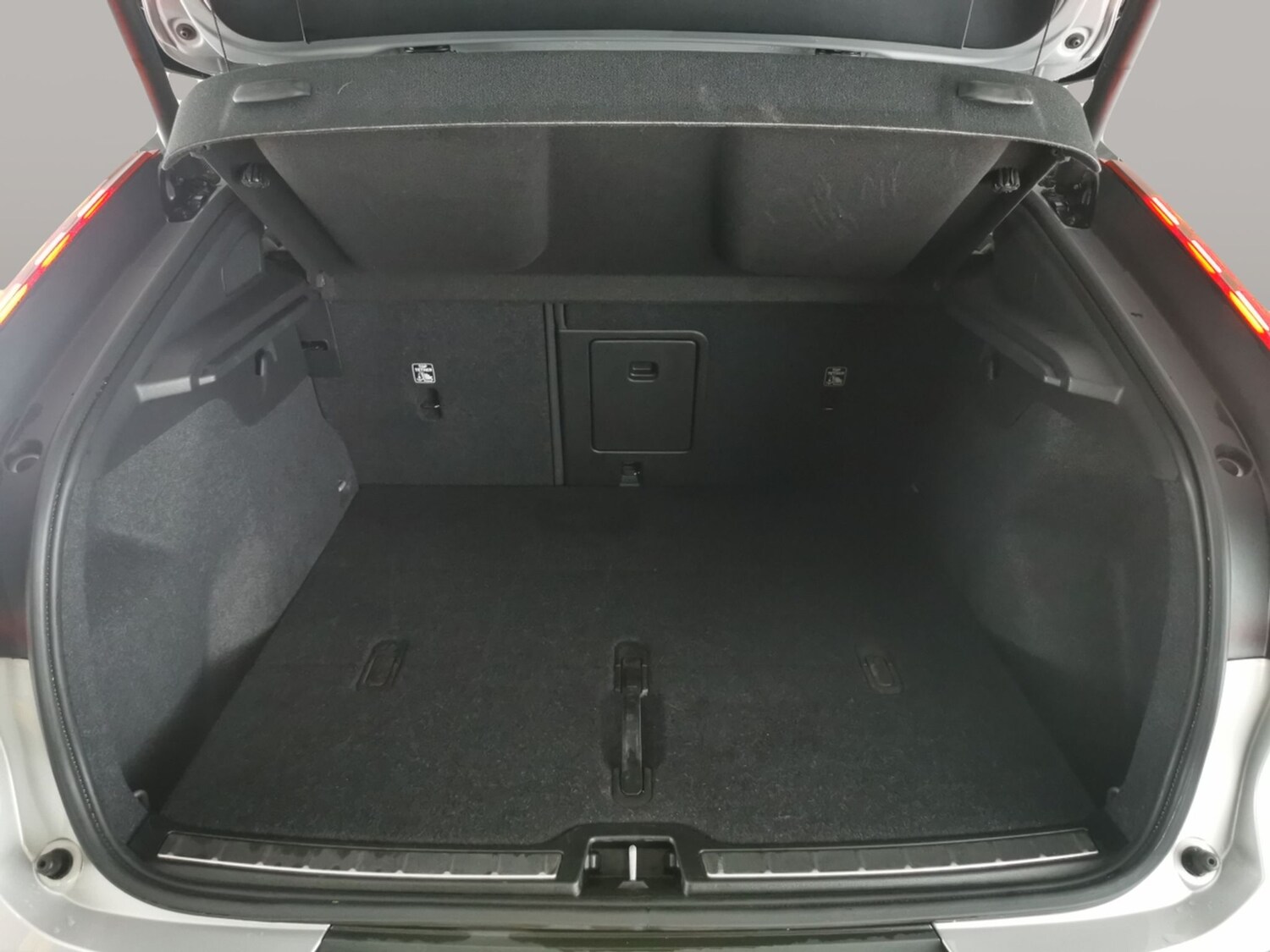 Used Volvo C40 for sale - 77827180: Photo 38