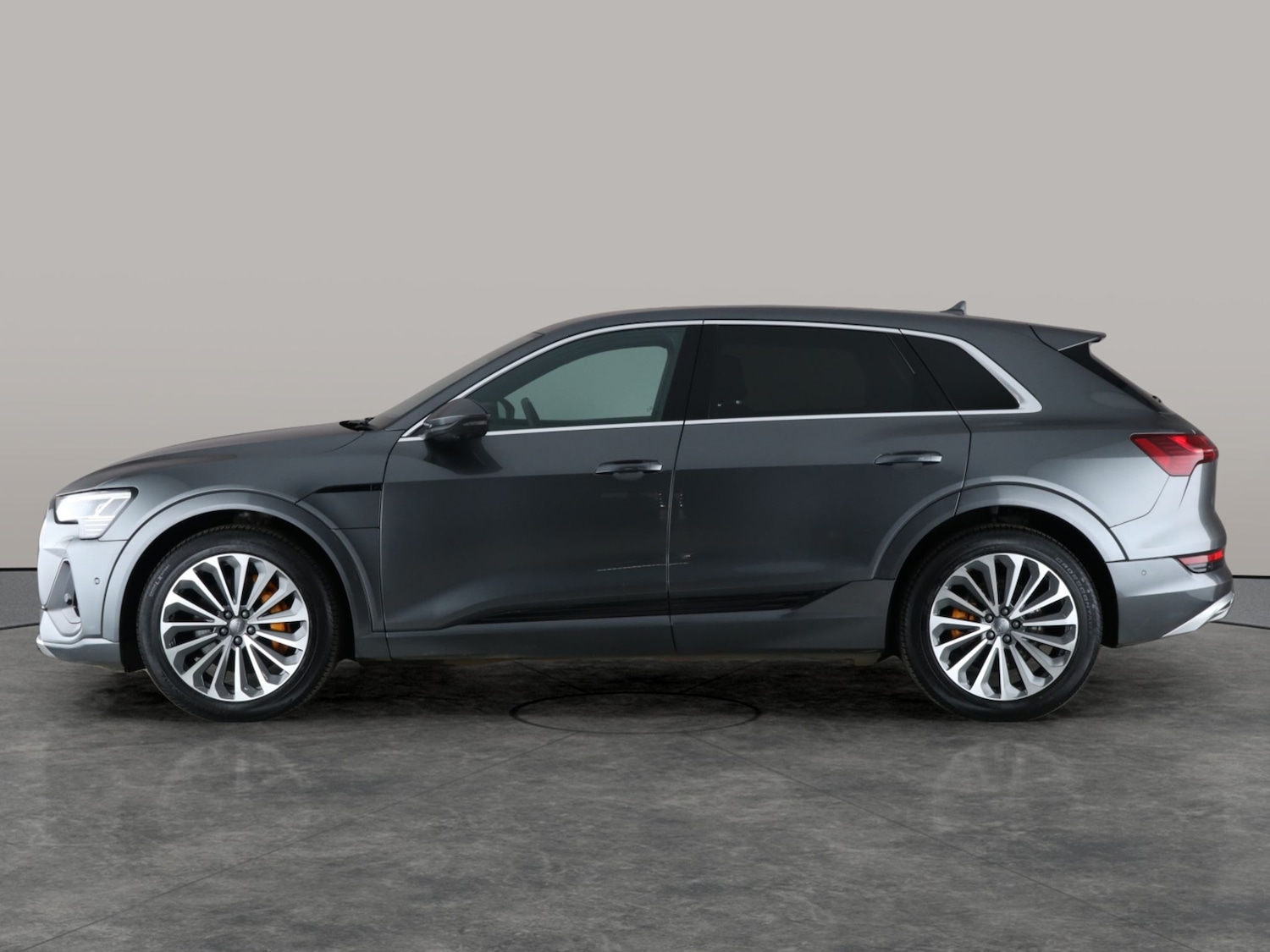 Used Audi e-tron 2020 for sale - 77373299: Photo 14