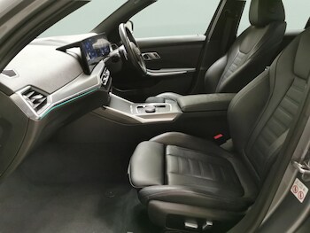 Used BMW 3 Series 2023 for sale - 77255904: Photo