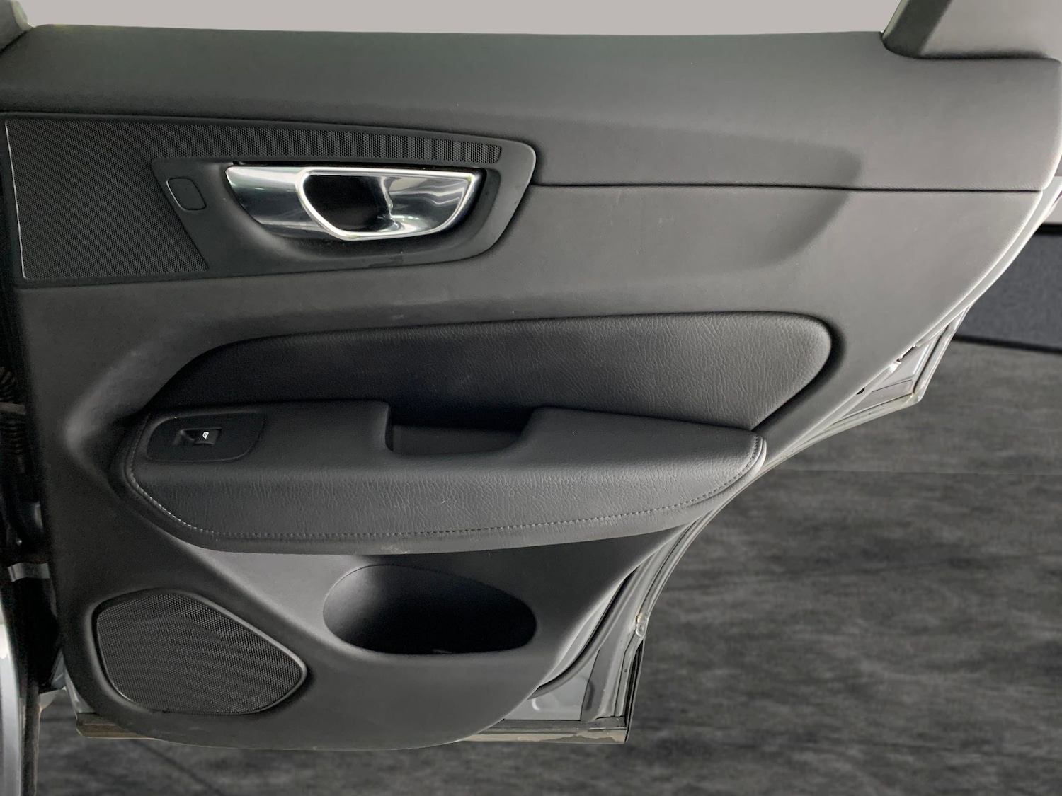 Used Volvo XC60 2019 for sale - 76531863: Photo 29