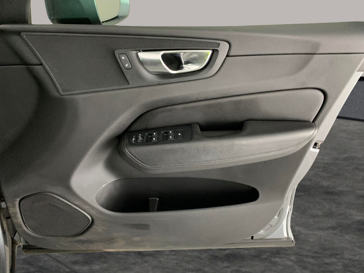 Used Volvo XC60 2019 for sale - 76531863: Photo 30