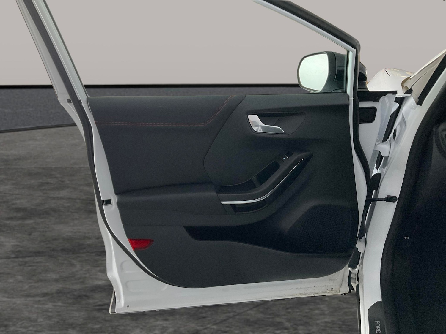 Used Ford Puma 2023 for sale - 76507976: Photo 32